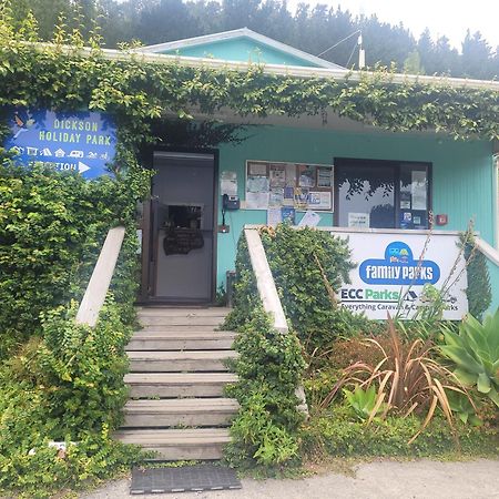 Dickson Holiday Park Темз Екстериор снимка
