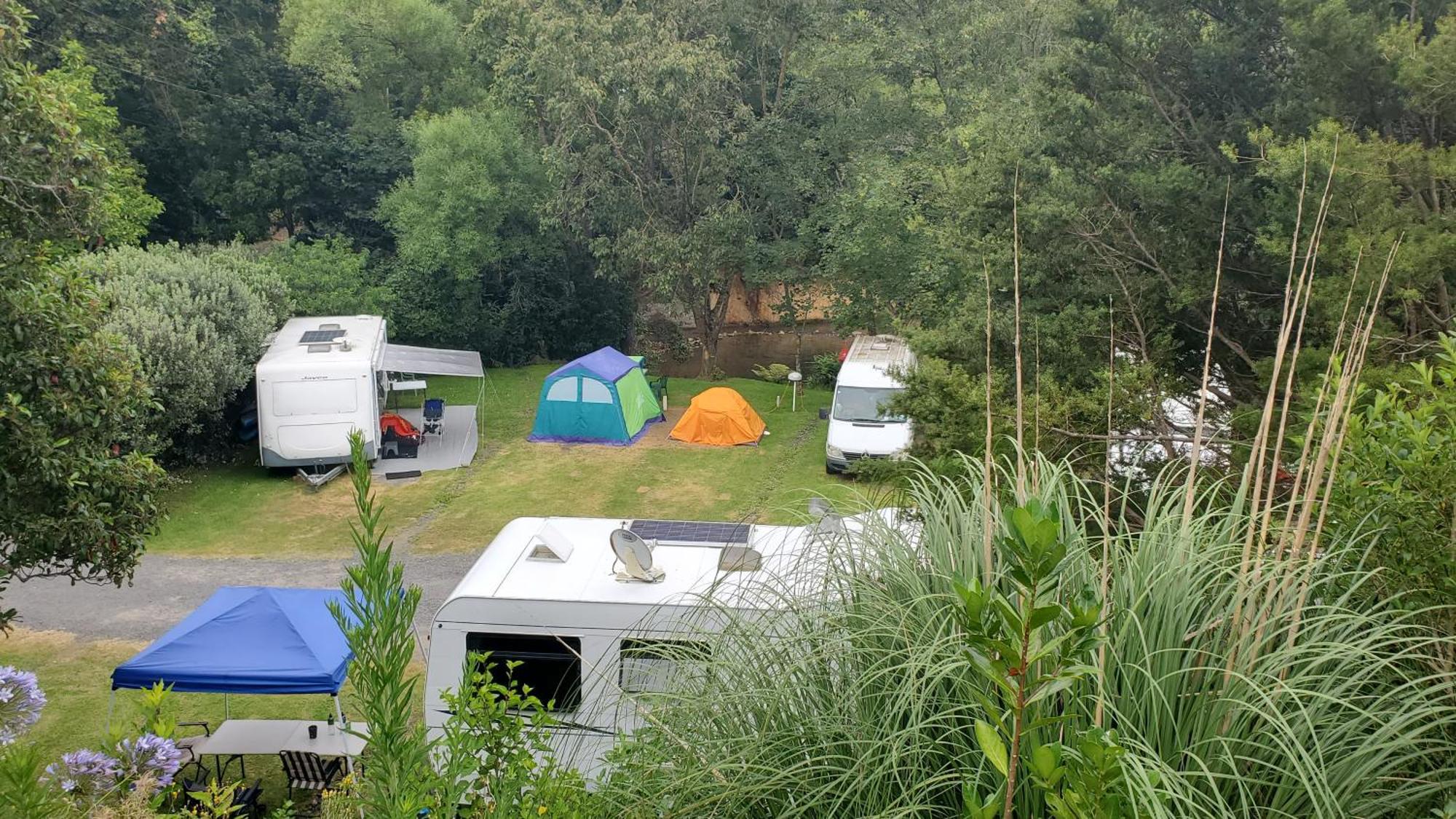 Dickson Holiday Park Темз Екстериор снимка