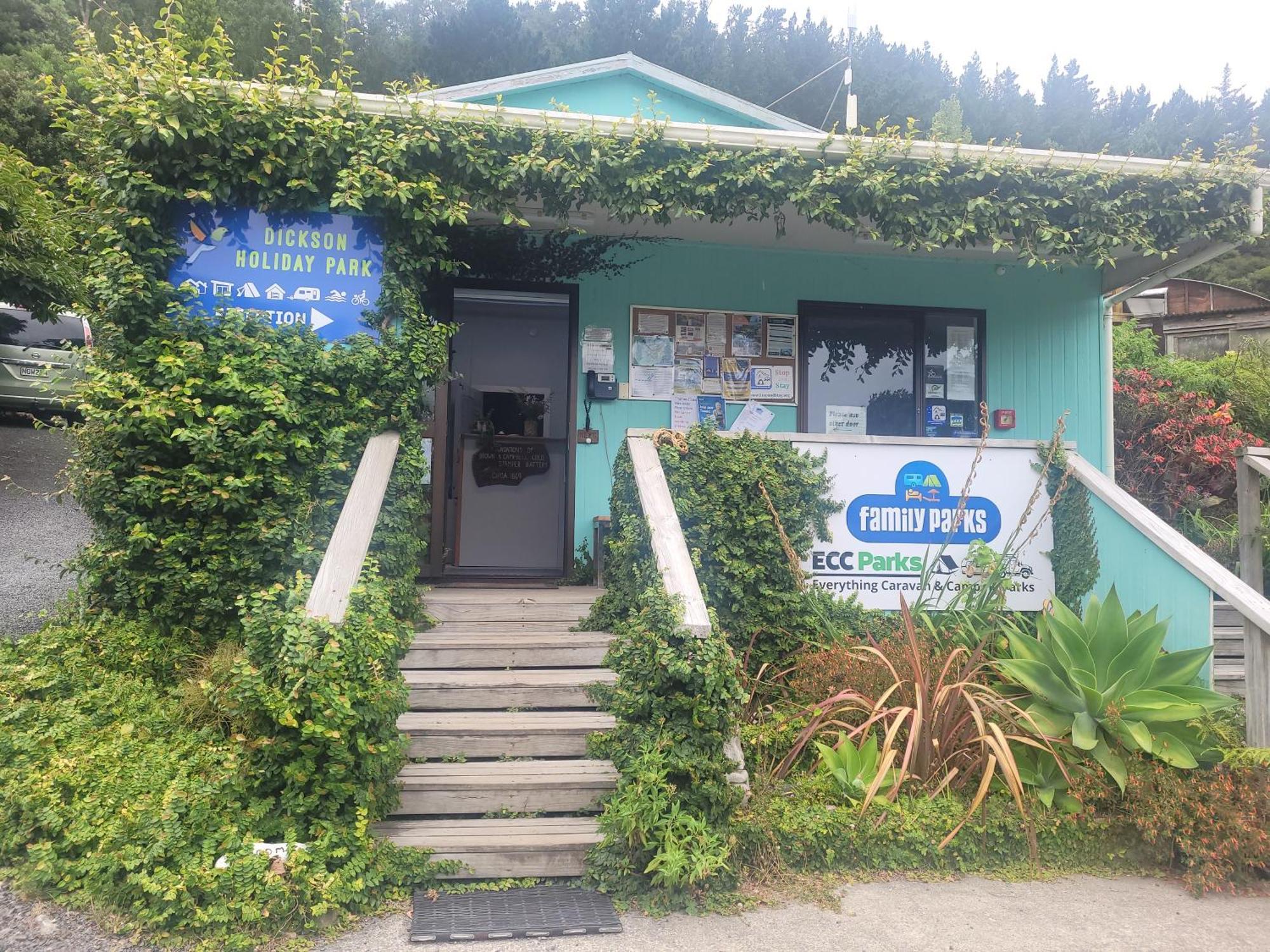 Dickson Holiday Park Темз Екстериор снимка